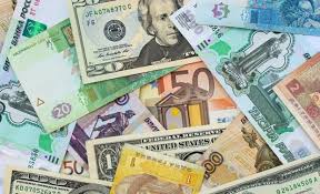 همتی: بازار ارز در روزهای آینده به آرامش می‌رسد؛ تکذیب افزایش نرخ ارز برای جبران کسری بودجه