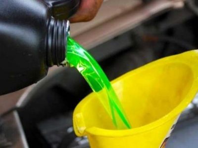 دوهزار لیتر ضد یخ و روغن موتور تقلبی در اردبیل کشف شد