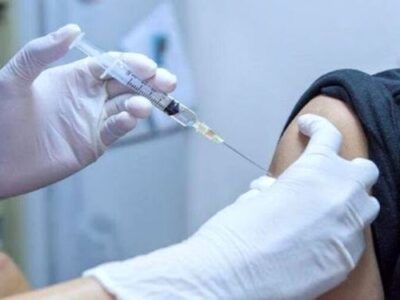 مراکز واکسیناسیون افزایش یابد/سریعا دز سوم واکسن کرونا زده شود