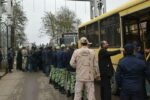 ۲۱ زندانی ایرانی از جمهوری آذربایجان به کشور منتقل شدند