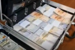 کیف‌ رشوه دلار و یورو در دادگاه شهرداری لواسان+ (فیلم)