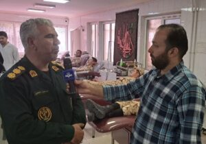 سربازان تیپ ۳۷ سپاه اردبیل خون اهدائ کردند