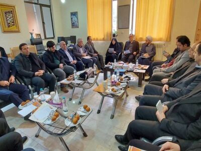 انجمن «طعم کتاب با عشایر» بحث و گفتگو کردند