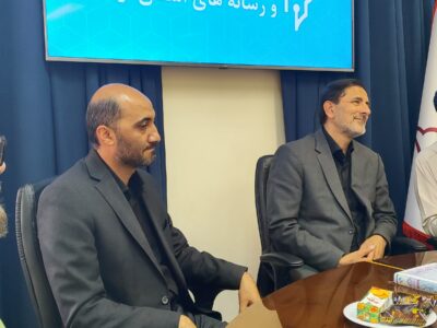 بمناسبت روز خبرنگار شهردار اردبیل در خانه مطبوعات حضور یافت